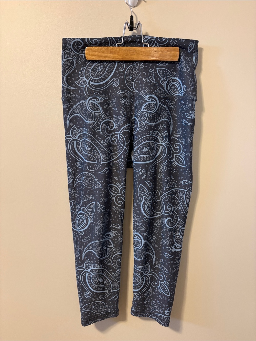 High-Rise Blue Paisley Leggings